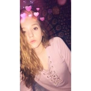 Meet your Posher, Katelyn